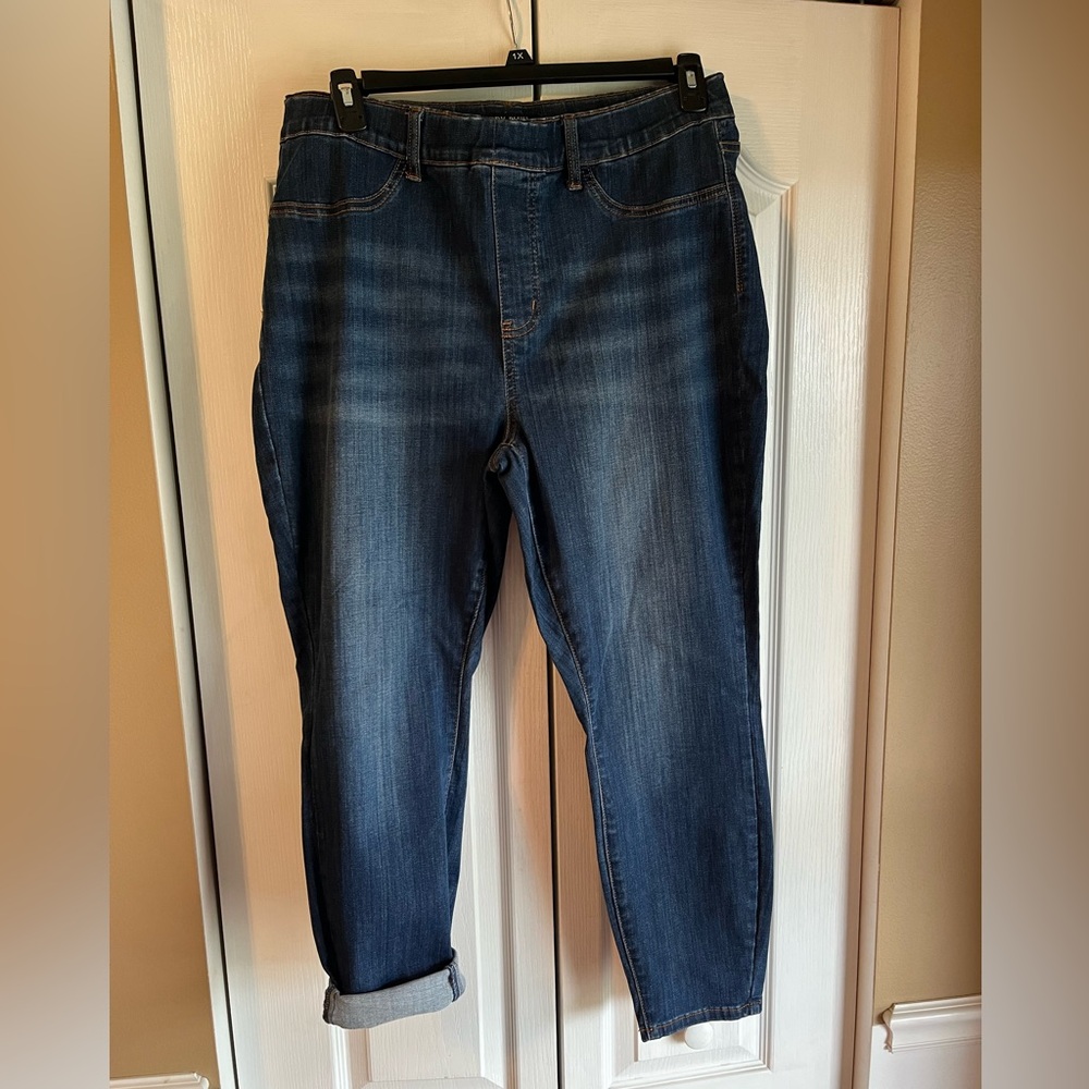 Judy Blue crop pants